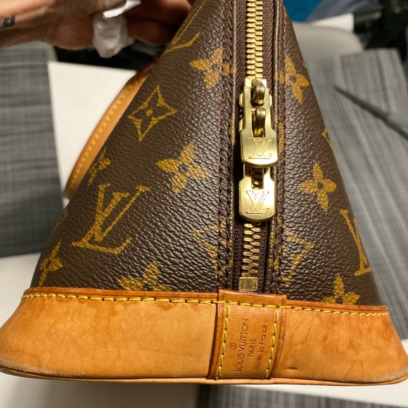 Louis Vuitton Alma bag Pm - Picture 14 of 16
